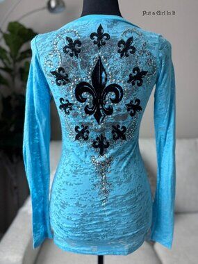 Vocal Apparel Women's Juniors Crystal Studded Blue Fleur De Lis Burnout Shirt S